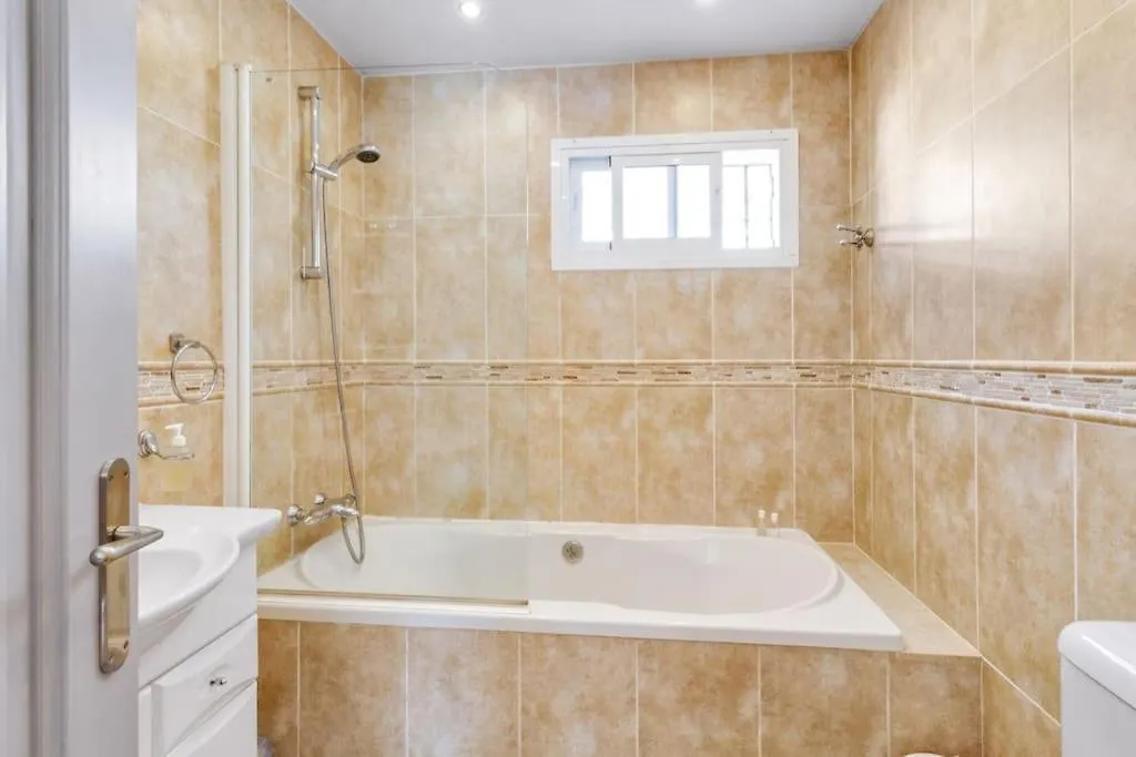 Casa Sevilla En El Faro De Mijas Holiday home